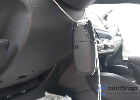 2025 Nissan Versa 1.6 Sv z USA, uszkodzony, nr VIN 3N1CN8EV4SL815912